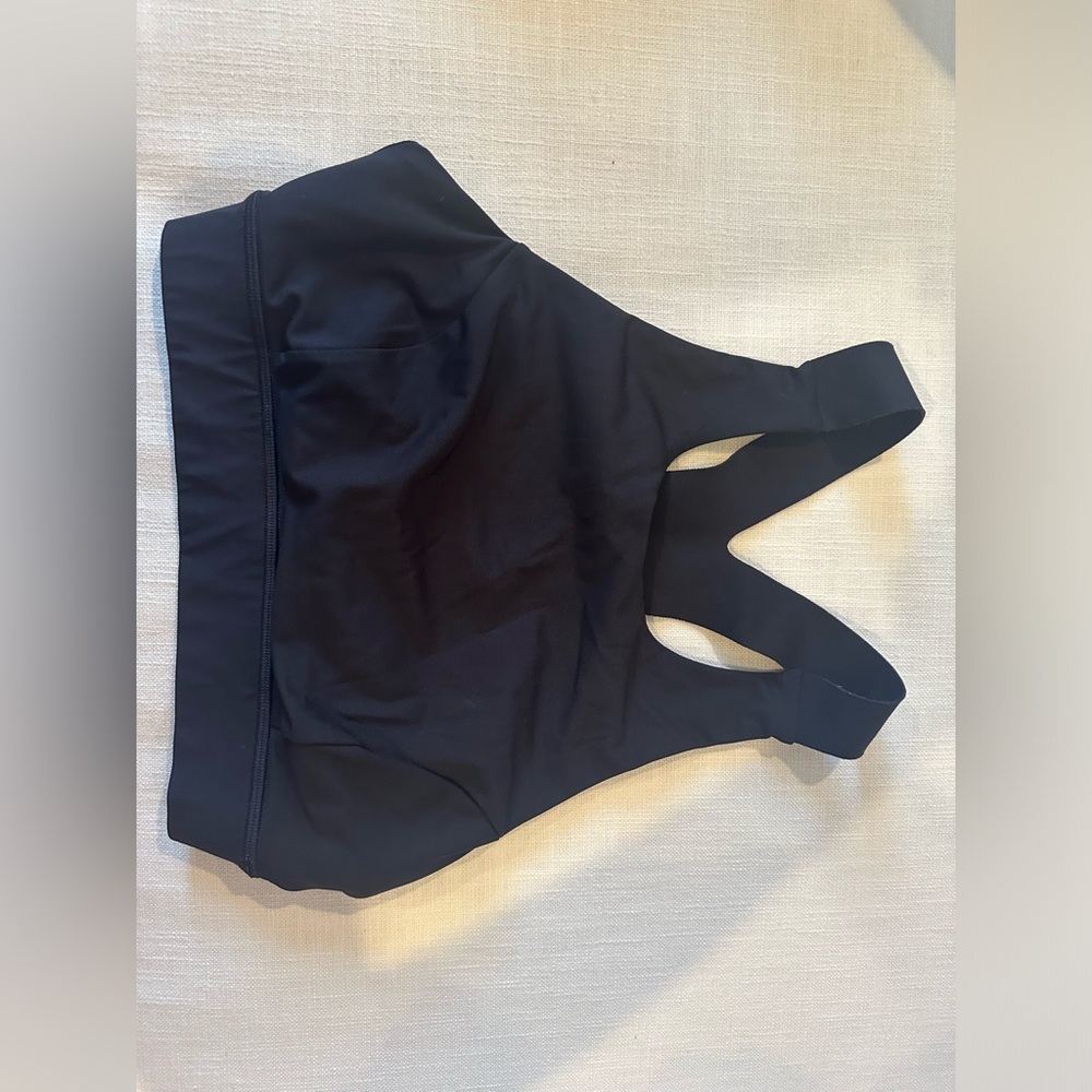 LULULEMON BRA